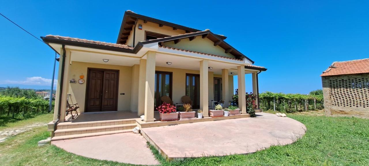 B & B Le Tre Rose Tollo 외부 사진
